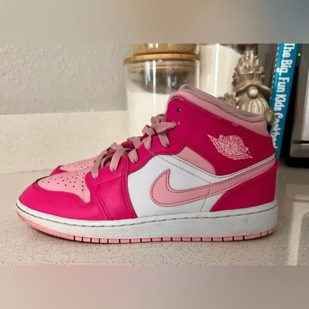 Nike Jordan 1 Mid Pink Barbie Youth